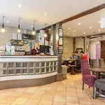 Le Village Montmartre