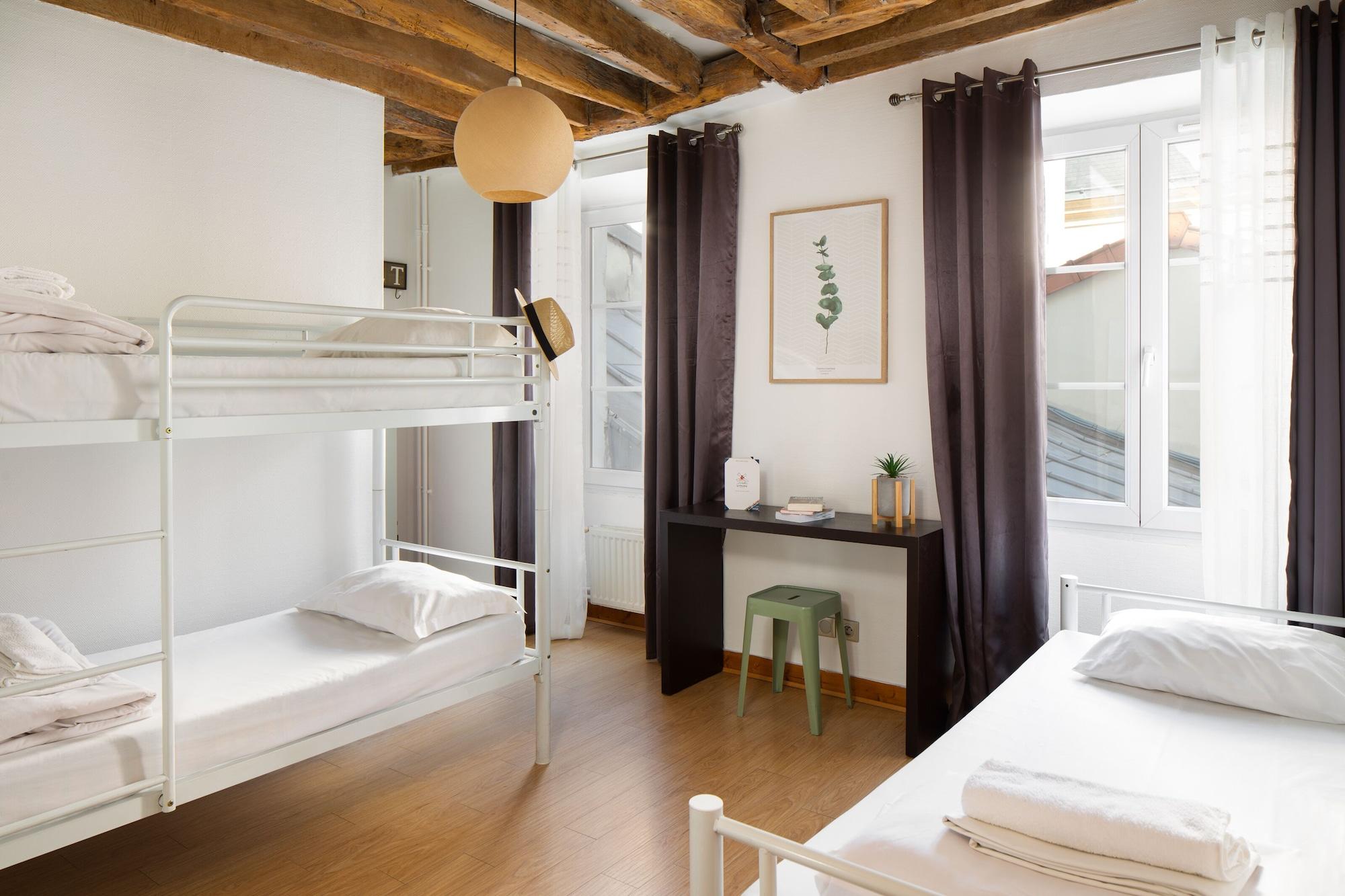 Ostello Le Village Montmartre *