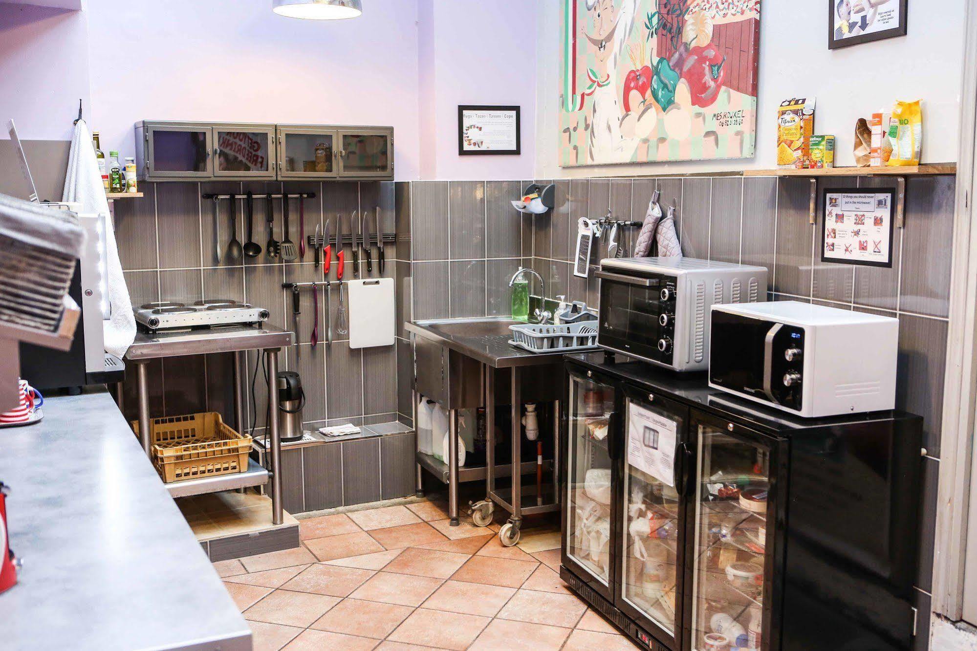 Hostel Le Village Montmartre Paris