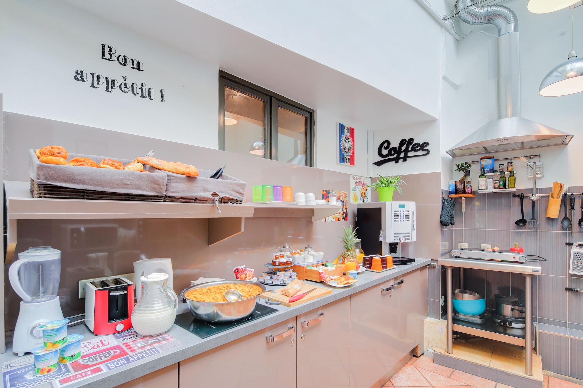 Ostello Le Village Montmartre *