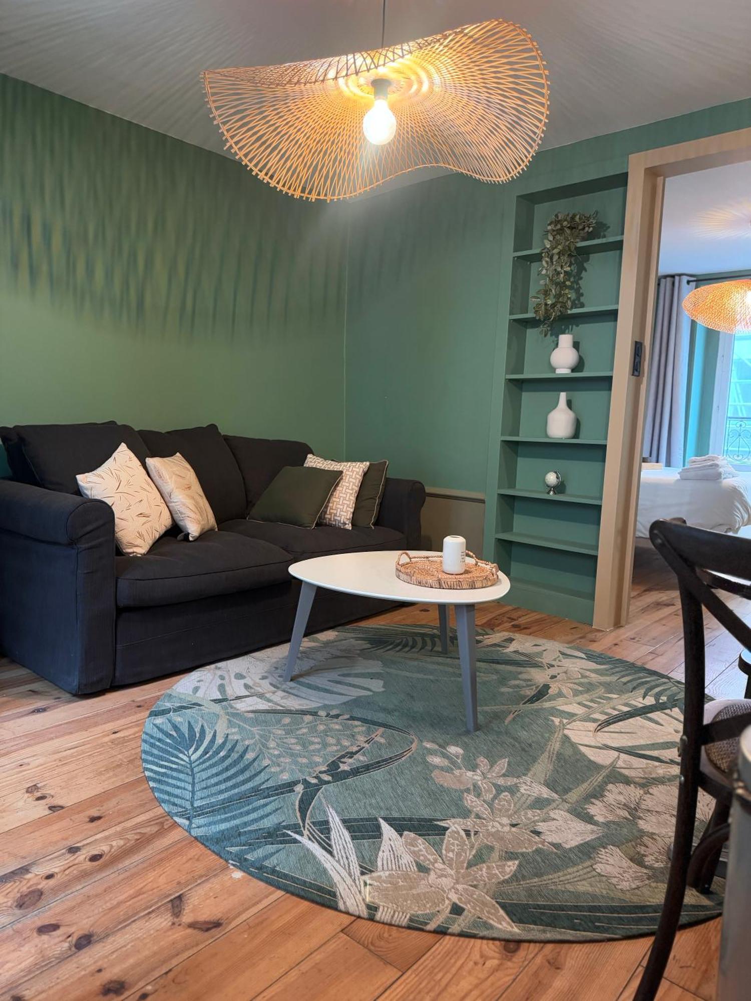 Ostello Le Village Montmartre *